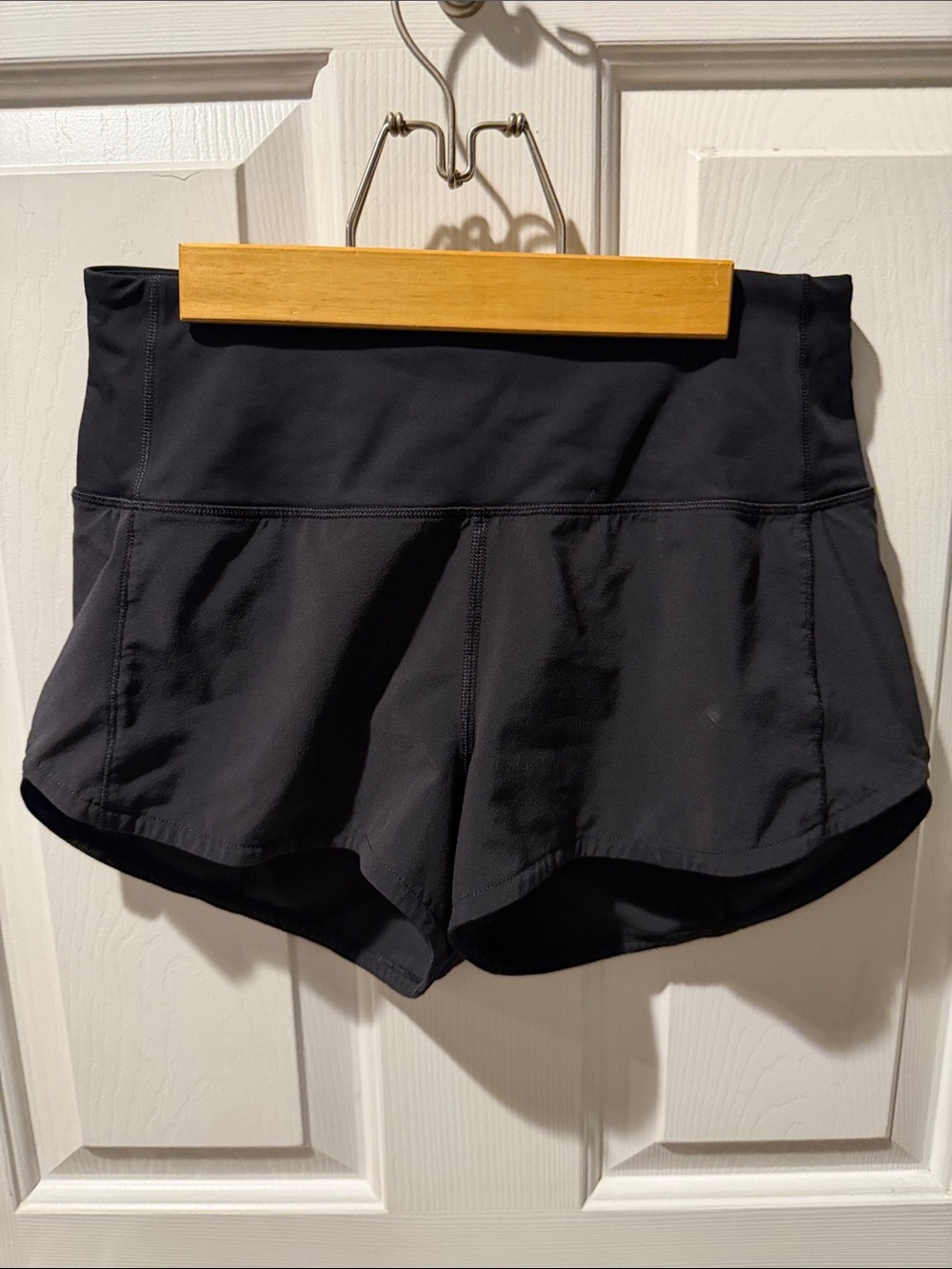 Lululemon Speed Up Low Rise Lined Shorts 2.5"